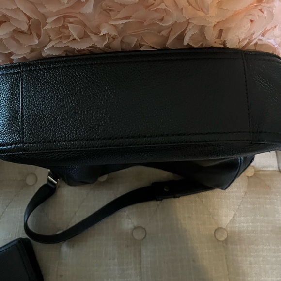 Marc Jacob’s black leather grain purse with wallet NWOT! - Picture 4 of 5